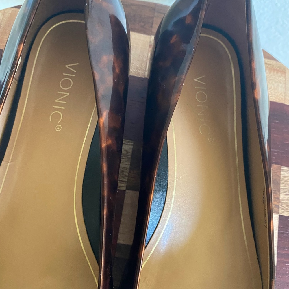 Vionic Lena Pointed Toe Tortoiseshell Brown Paten… - image 5